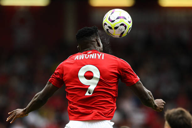 但他通过刻 但他通过刻